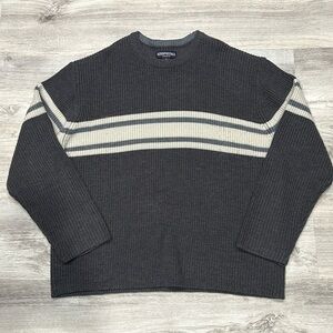 Vintage Men's Gray and Off White Aeropostale Sweater